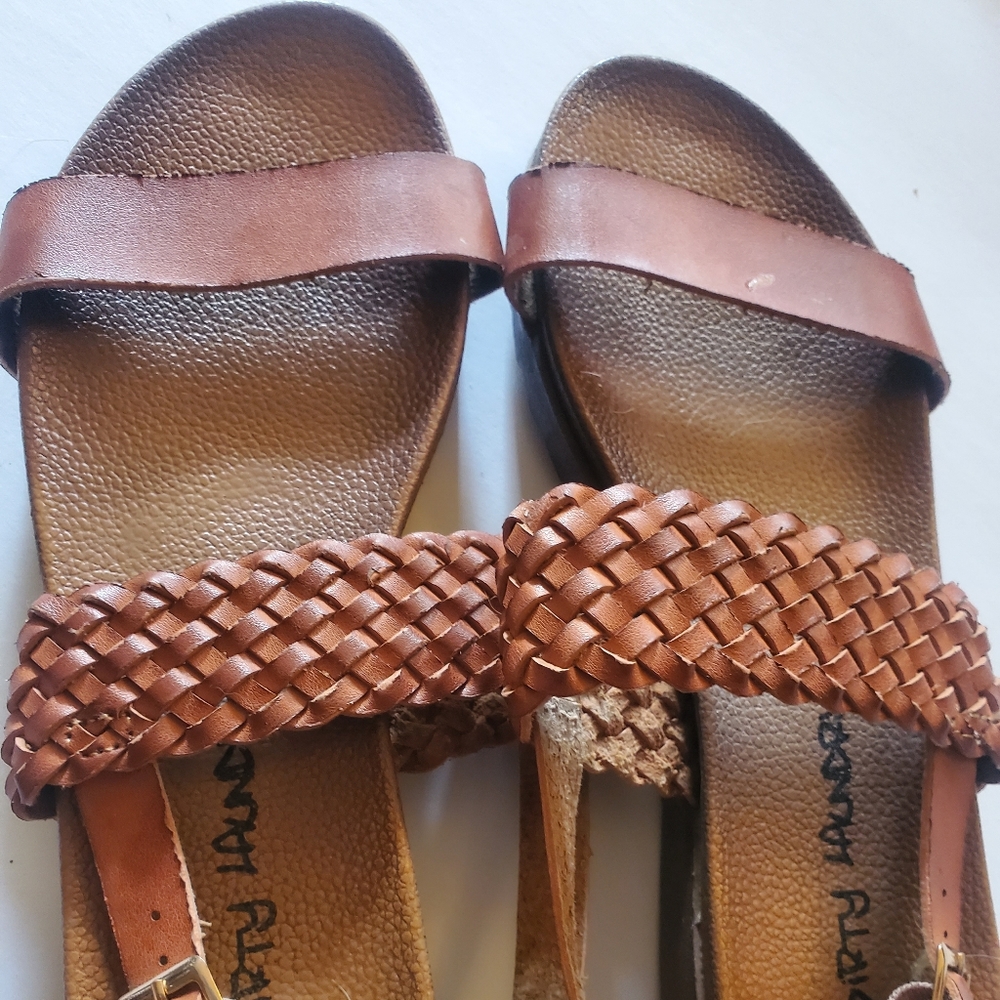 Dirty Laundry Brand Womens Sandals